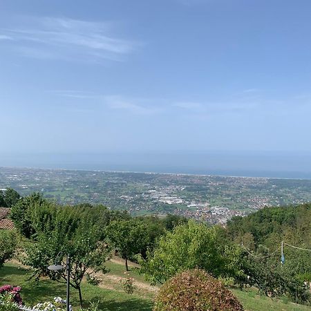La Terrazza Sulla Versilia Pietrasanta Kültér fotó